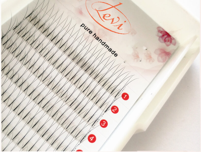 Eyelash Extensions Ultimate Guide 15 2D Volume Eyelash Extensions