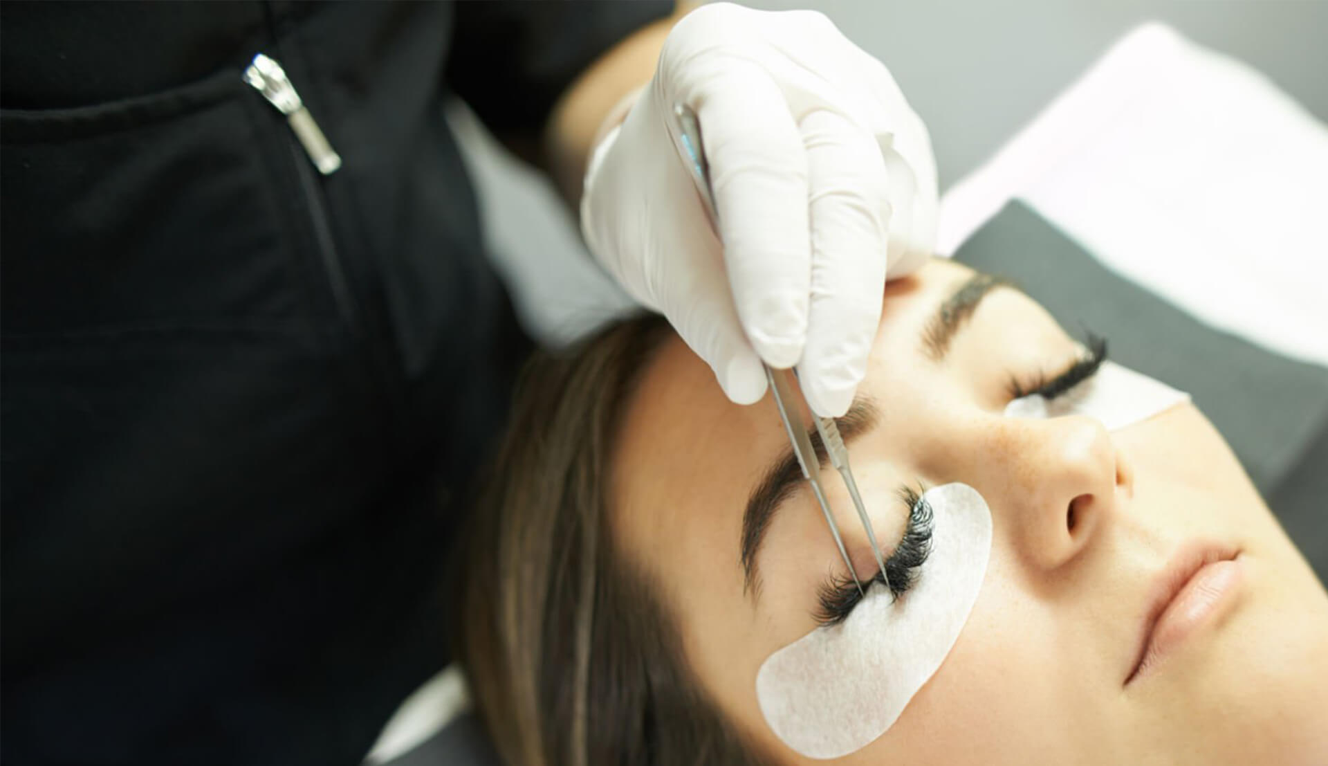 What is eyelash extensions